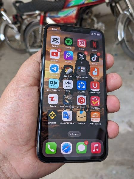 iphone 11 Pro 512GB Dual PTA Approved 3