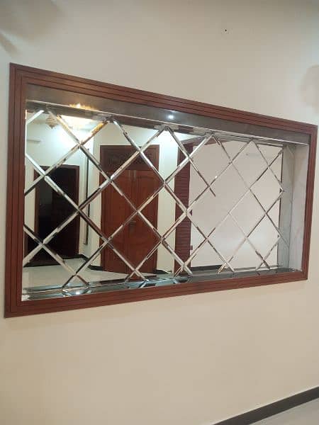 mirror wall 4