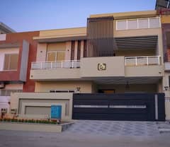 2450 Square Feet House For sale In Rs. 48000000 Only