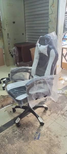 gaming chair in cheap rates 0