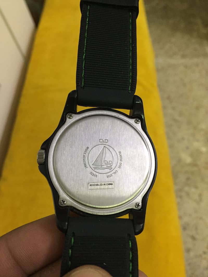 Q&Q WATCH FOR MENS 2