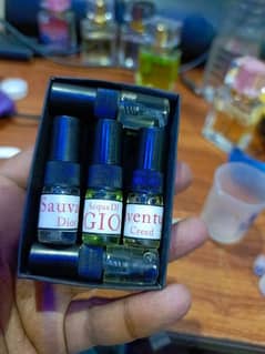 Pack of 5 original perfumes