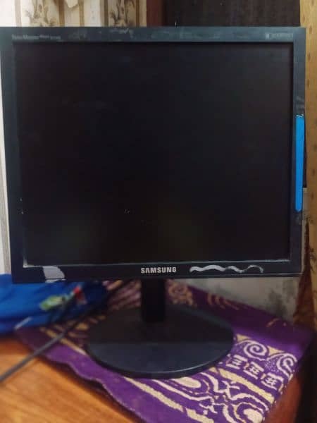 Samsung Monitor 15×12inches length × width 0