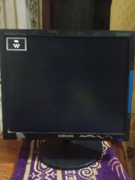 Samsung Monitor 15×12inches length × width 8