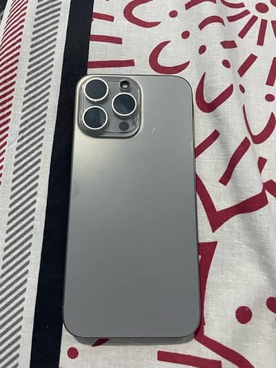 IPhone 15 pro max Natural Titanium