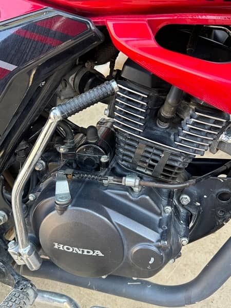 Honda CB 150f special Edition 4