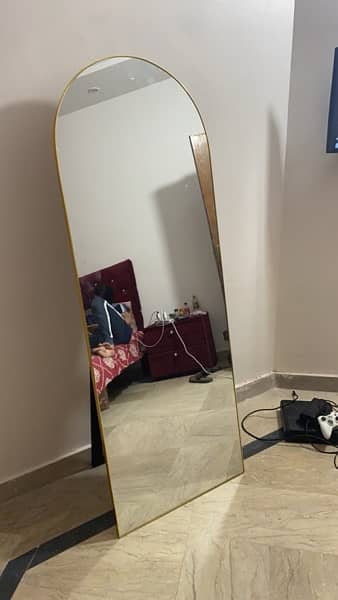 standing mirror U shaped mirror for sale 5.5 by 2 1
