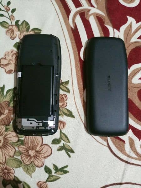 Nokia 105 2024 Charcoal Just Box open only few hours used. 5
