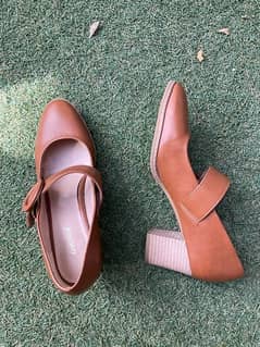 thrift women heels