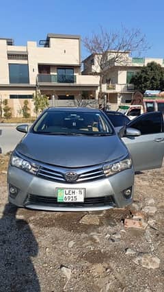Toyota corolla GLI 2015 model for sale