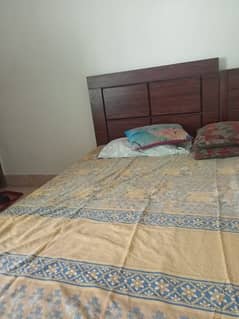 two single bed with mattress