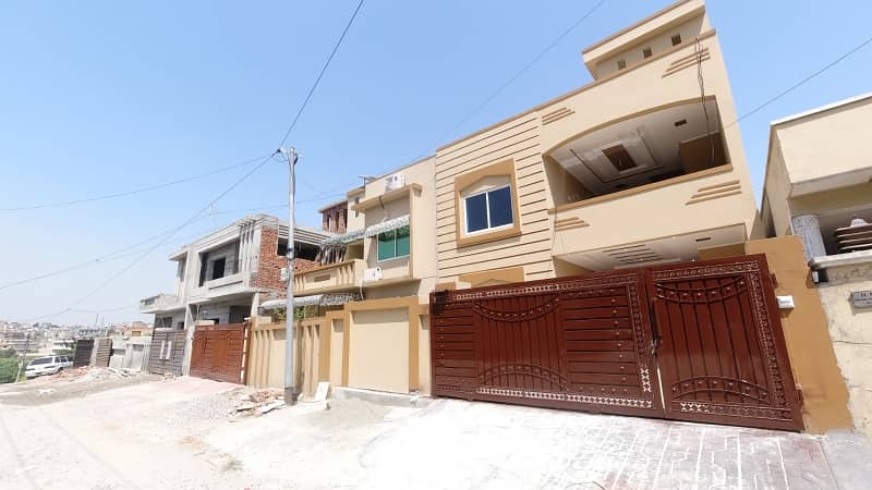 Stunning And Affordable On Excellent Location House Available For Sale In Gulshan Abad Sector 3 2