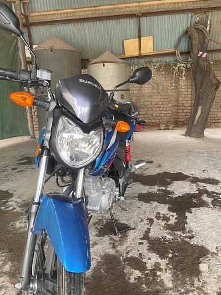 suzuki GS 125 like zero meter serious persons can contact 03006187333 4