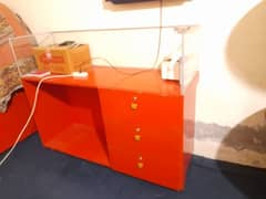 Lasani  Wood Counter