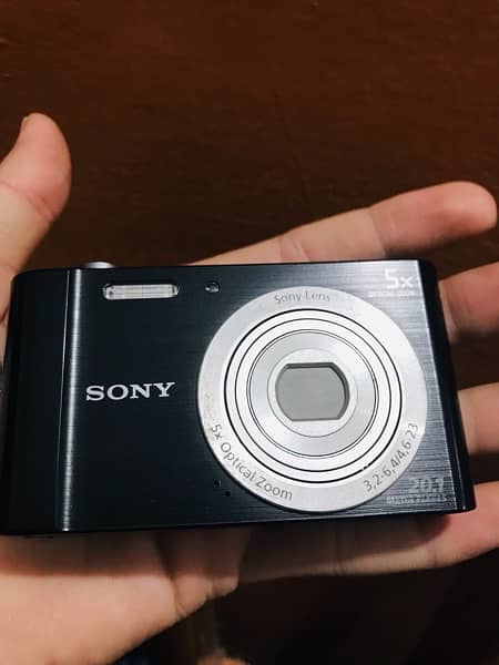 Sony Dsc W800 20.1 Megapixel Camera CCD image Sensour 1