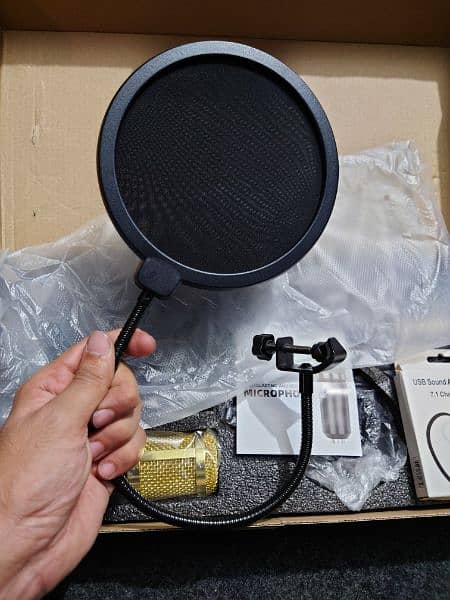 Professional Podcast Condenser Microphone 4