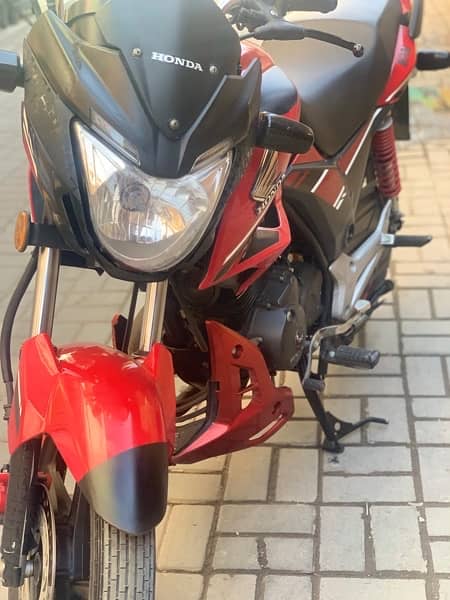 Honda Cb 150F for urgent sale read add  only call plz 4