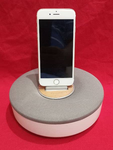 iphone dock by Philips technology 1