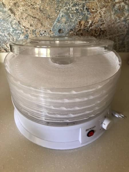 Sogo Rotary Food Dehydrator with tray liners. 3