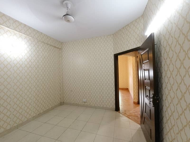 3 Bed Corner Park Facing Apartment On Second Floor 
Iqbal Arcade In Block A MVHS D-17/2 Available For Urgent Sale 31