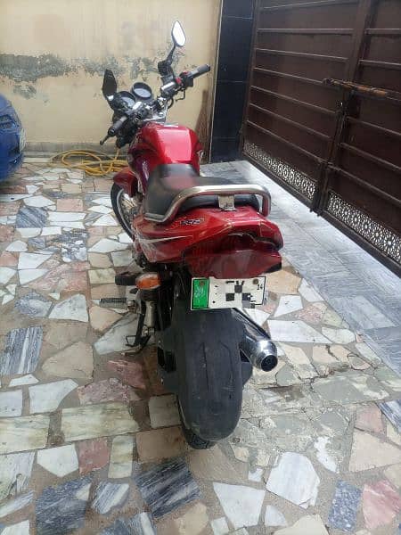 Ravi Piaggio 125 Italian motor bike (YBR 125 honda suzuki sports) 2