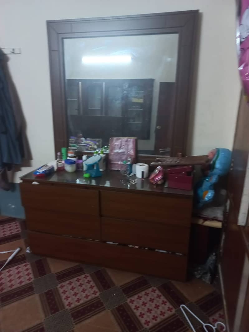 Double bed, 2 side tables, 1 dressing table for sale 1