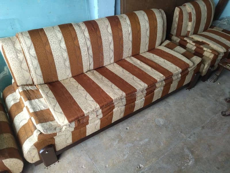 7 seater sofa 1