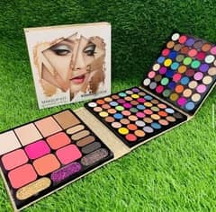 All in one powder make up kit