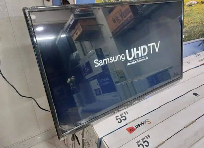 32 InCh Samsung Smart Led Tv 03024036462 2