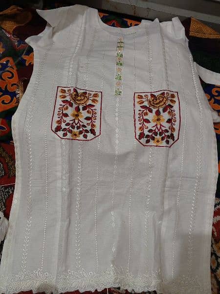 designing suit medium size white color kameez shalwar duppata 0