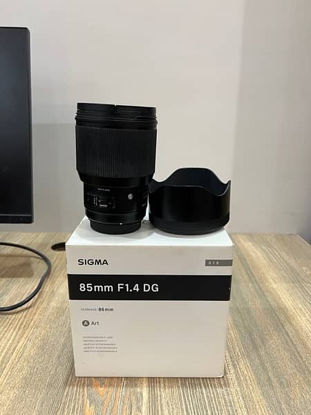 Canon Lens (85mm 1.4 Sigma art) 3