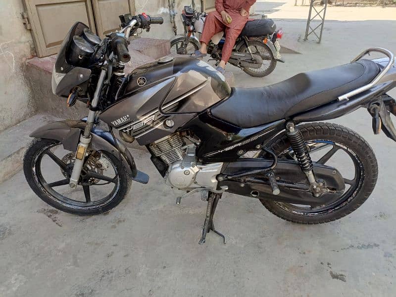 YBR 125 Home Used with Excellent Performance and Quality 4