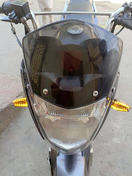 YBR 125 Home Used with Excellent Performance and Quality 7