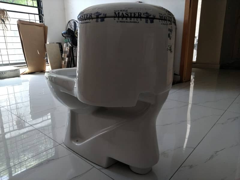 Toilet Commode (Export Quality Porta Shape) 4