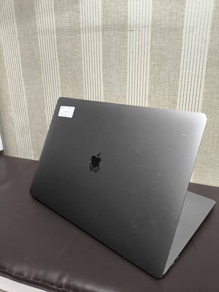 Apple MacBook Pro air i5i7 i9 M1 M2 M3 all models 4