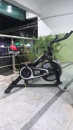 Spin bike exercise machine spinner cycle spinning bike upright cycling