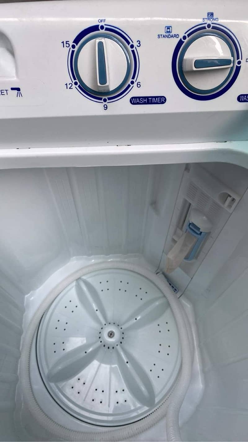 Haier Twin Tub Washing Machine | HWM 80-AS 2