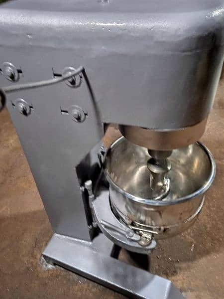 Dough mixer/ dough machine/ spiral mixture machine/ spiral mixer 18
