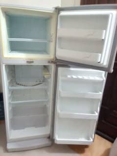 Dawlance refrigerator for sale medium size