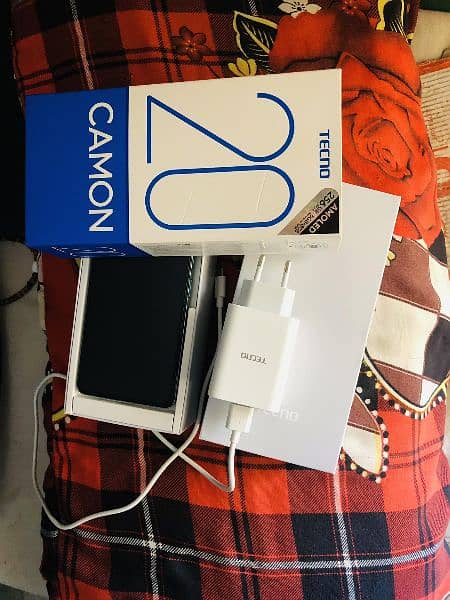 Tecno Camon 20 Ram 8+8 256 GB Full new box open only 15 day used 10/10 7