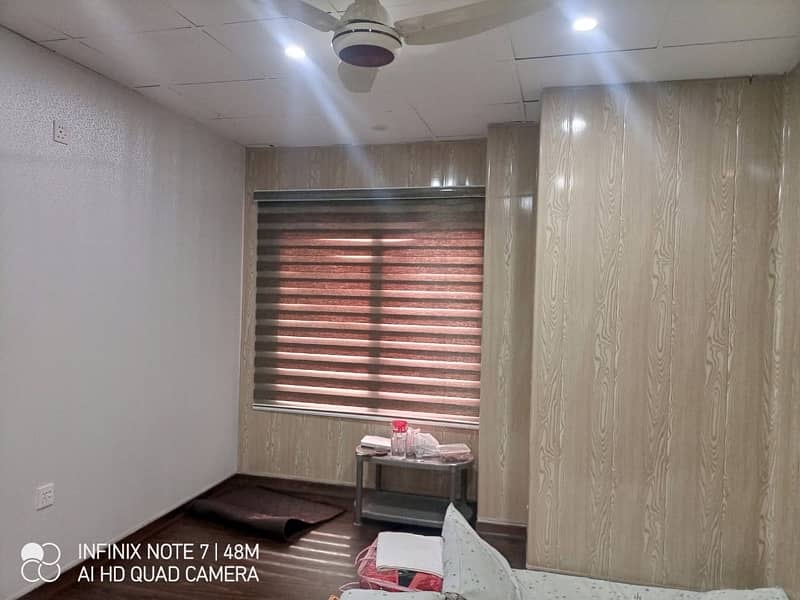Two flats available for rent at nothia stop near sunehri masjid pesh. 0