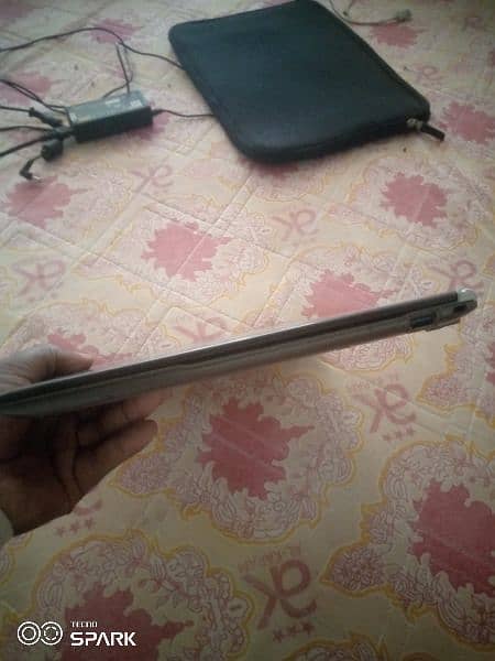 i3 laptop good condition with SSD 5