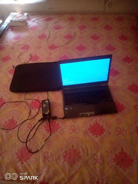 i3 laptop good condition with SSD 7