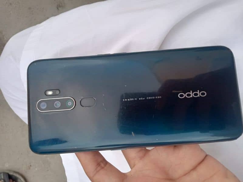 Oppo A9 8+5/128Gb 0