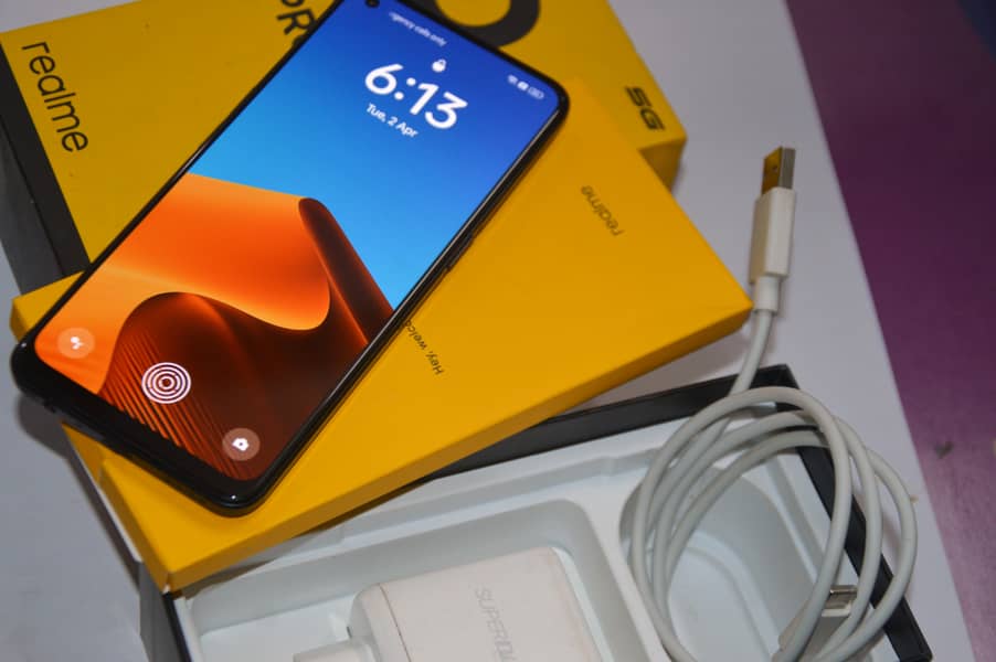 Realme 9 pro Plus (BEST GAMING AND CAMERA)10/10 CONDITION 8