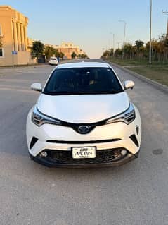 Toyota C-HR 4.5 grade G Led 2018/2024 Fresh Import B/B Unregistered
