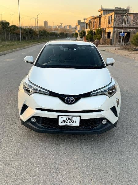 Toyota C-HR 4.5 grade G Led 2018/2024 Fresh Import B/B Unregistered 1