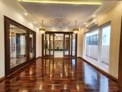 2 Kanal Spanish Design Bungalow 1 Kanal House 1 Kanal Lawn For Sale In DHA Lahore 6 Year Used 0