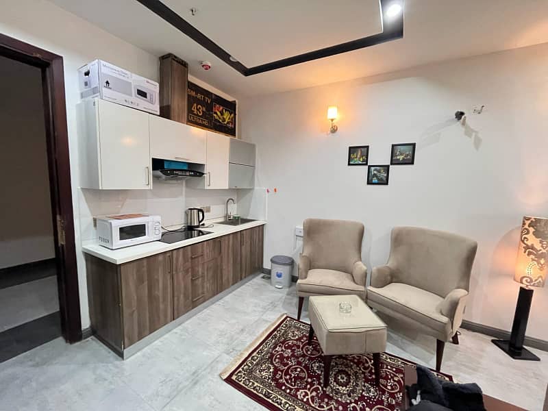 Par day short time one bed furnished apartments available for rent 1