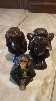 a set of monkeys 0